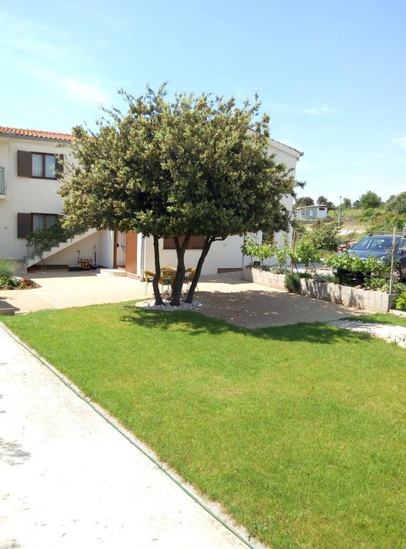 רוגוזניצה Apartments Villa Flora מראה חיצוני תמונה