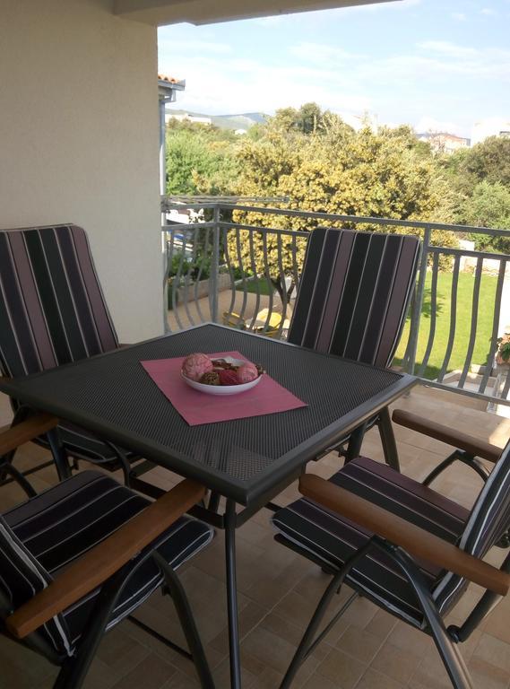 רוגוזניצה Apartments Villa Flora מראה חיצוני תמונה