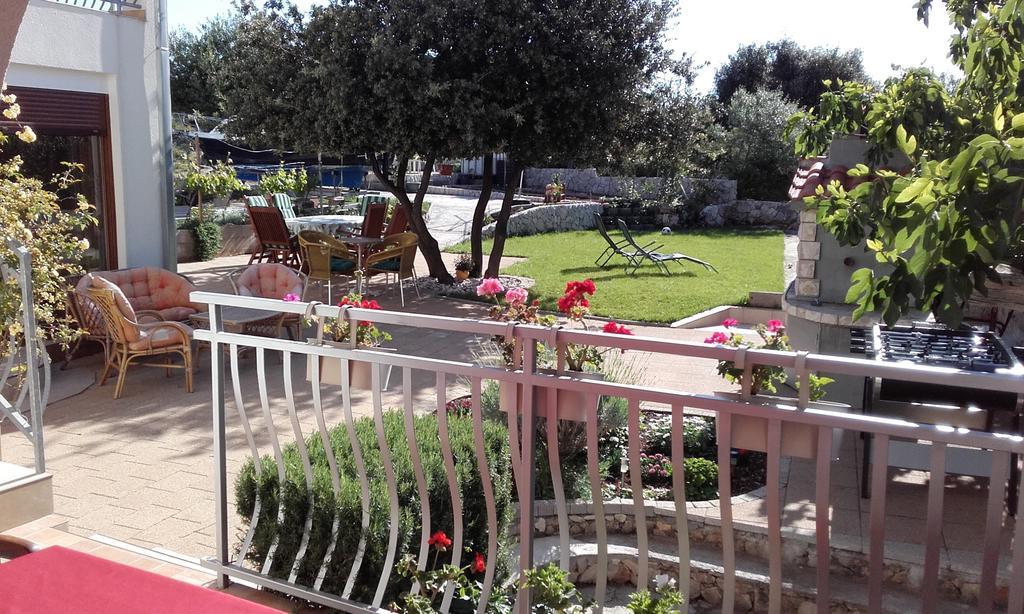 רוגוזניצה Apartments Villa Flora מראה חיצוני תמונה